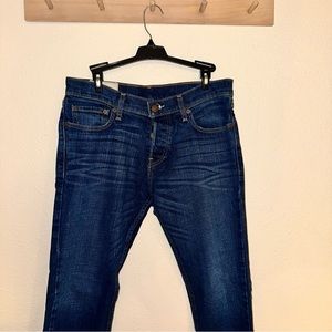 Hollister California